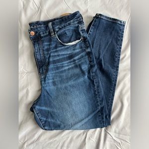 american eagle medium wash super high waisted jeggings
